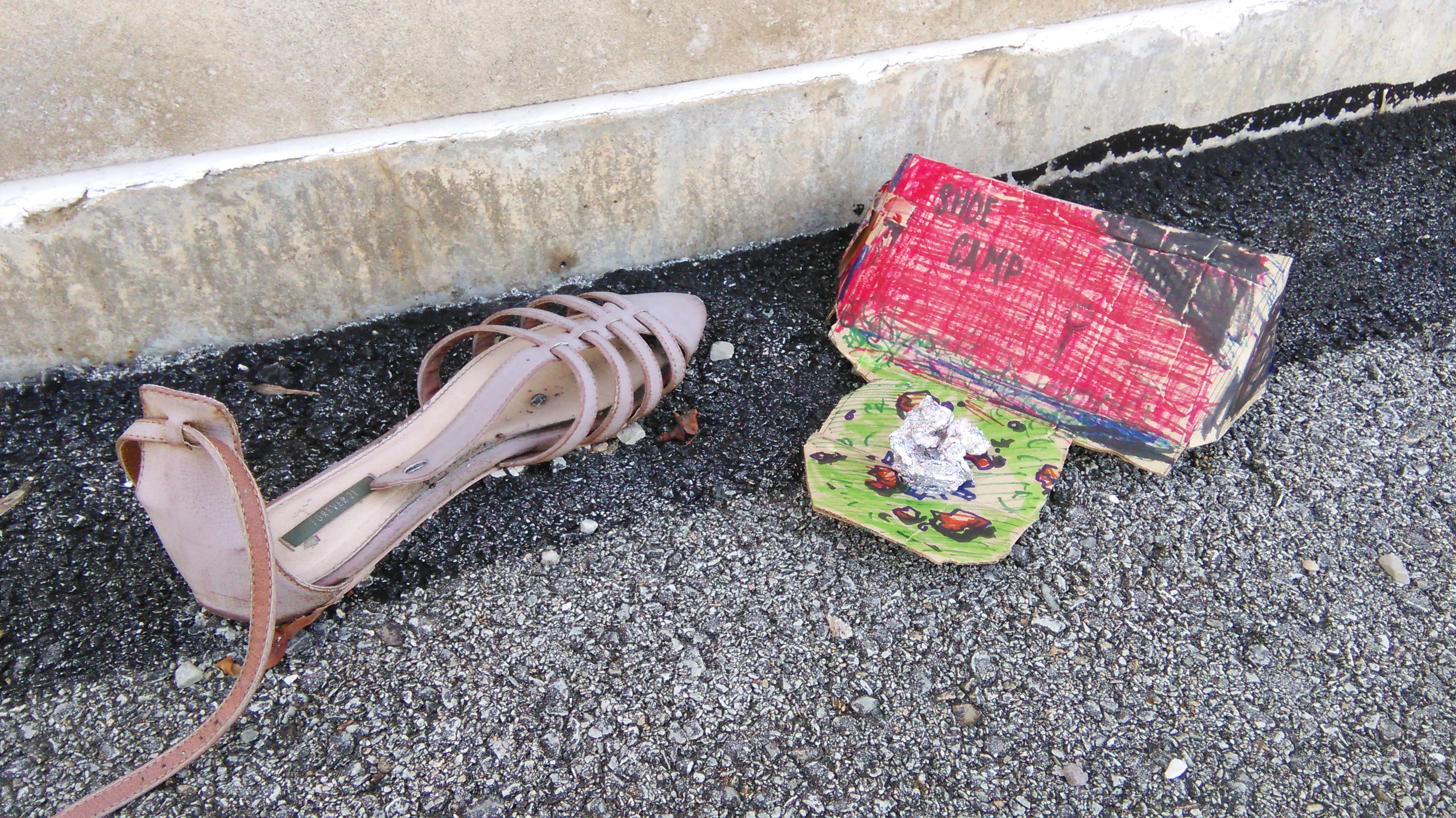 Empathy test for abandoned shoe – Fifty State Banana